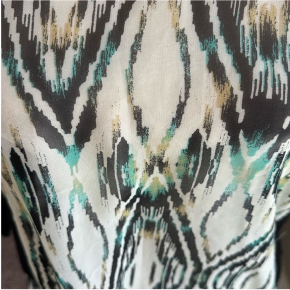 DayTrip Multicolored Sheer Pattern Blouse - Picture 8 of 9